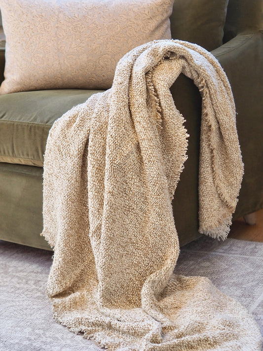 Natural Throw